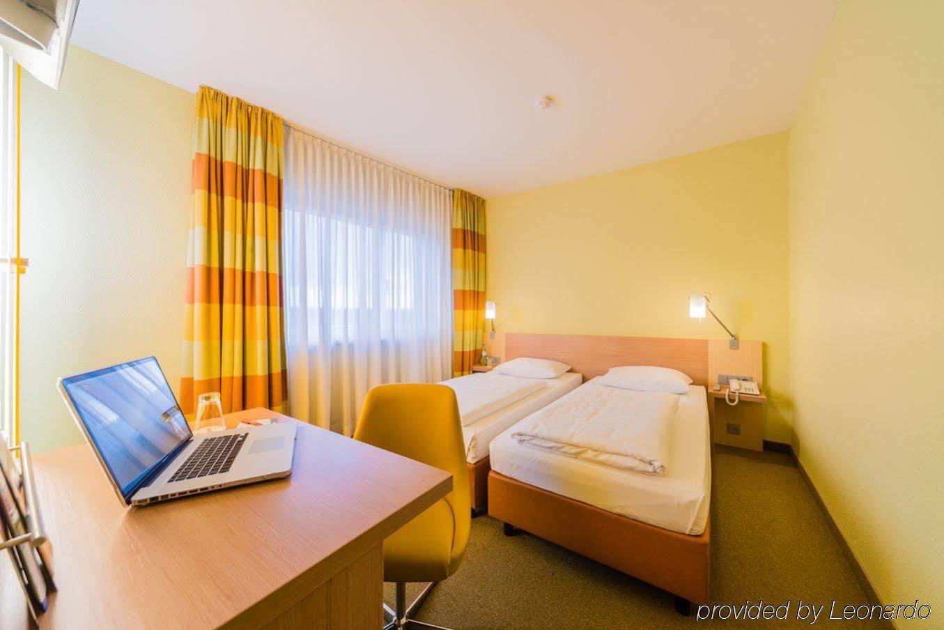 เอคอมโฮเทล มึนเชิน-ฮาร์ Hotel ภายนอก รูปภาพ